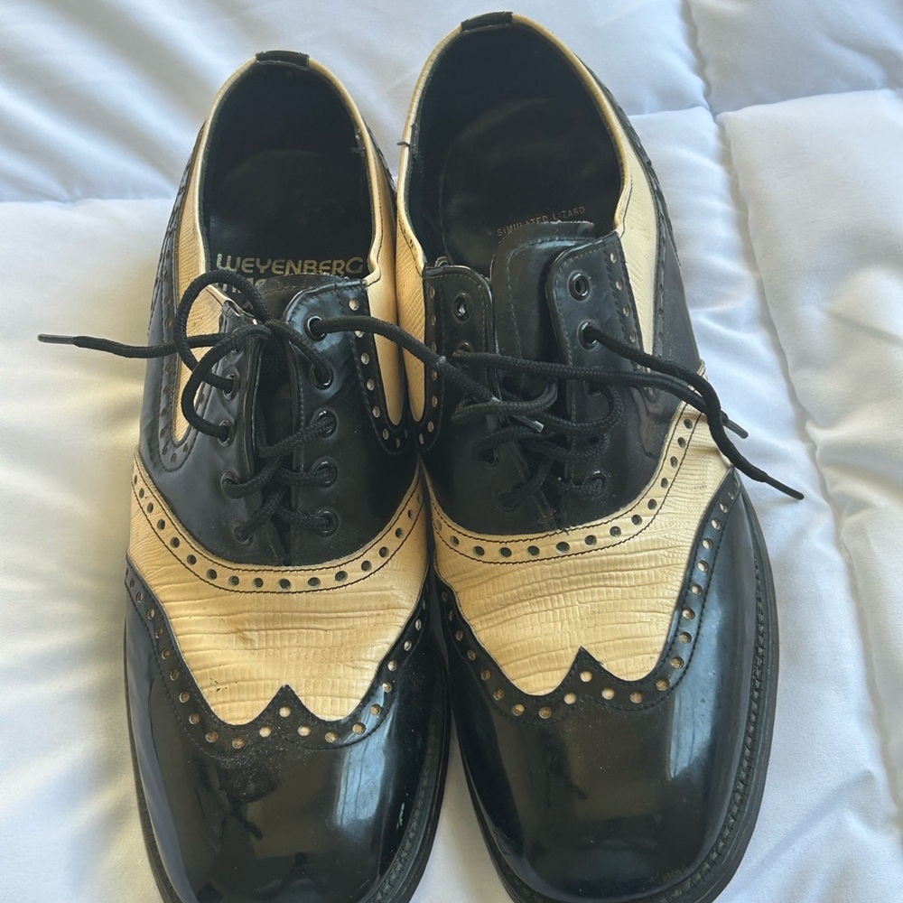 Two-Tone Black and Cream Men's Wingtip Dress Shoes